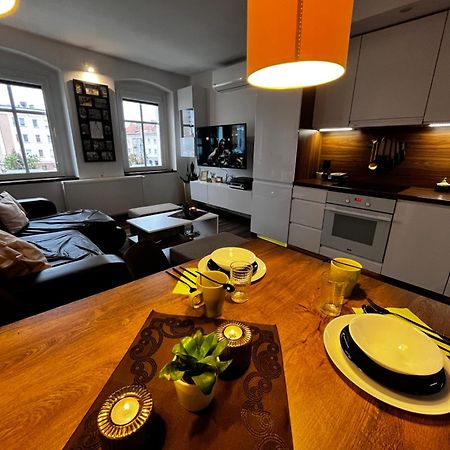 Apartament Crooked Stairs Ζιελόνα Γκόρα Εξωτερικό φωτογραφία