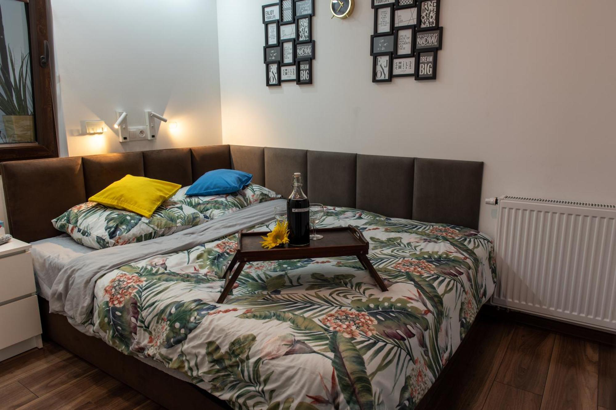 Apartament Crooked Stairs Ζιελόνα Γκόρα Εξωτερικό φωτογραφία