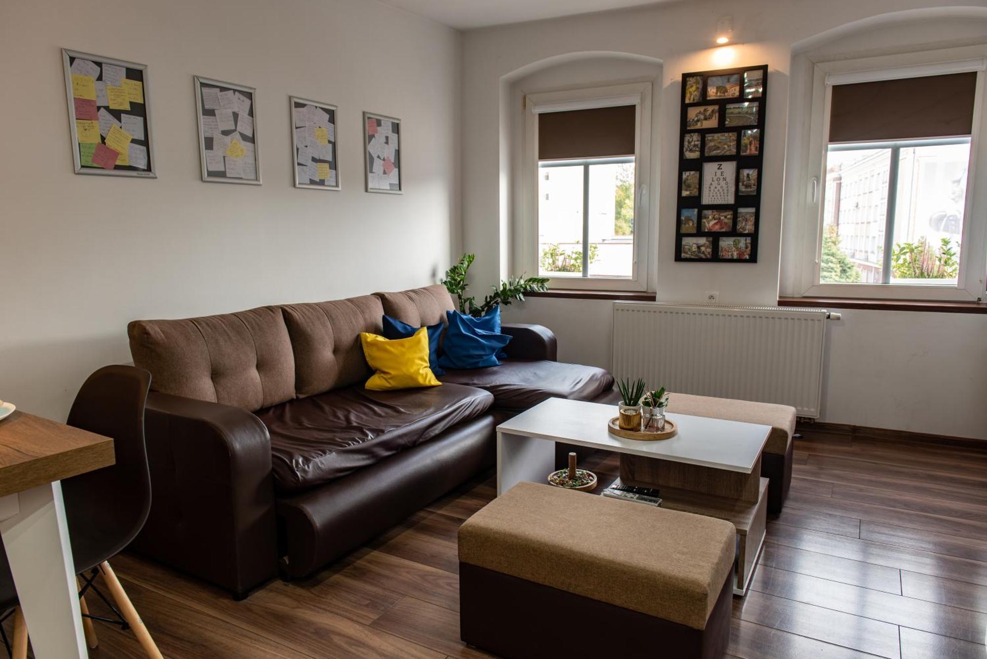 Apartament Crooked Stairs Ζιελόνα Γκόρα Εξωτερικό φωτογραφία
