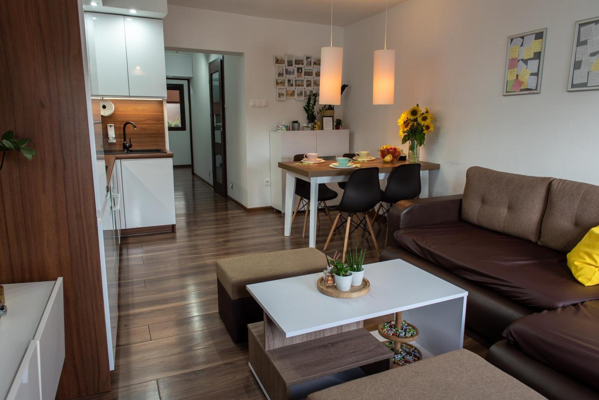 Apartament Crooked Stairs Ζιελόνα Γκόρα Εξωτερικό φωτογραφία