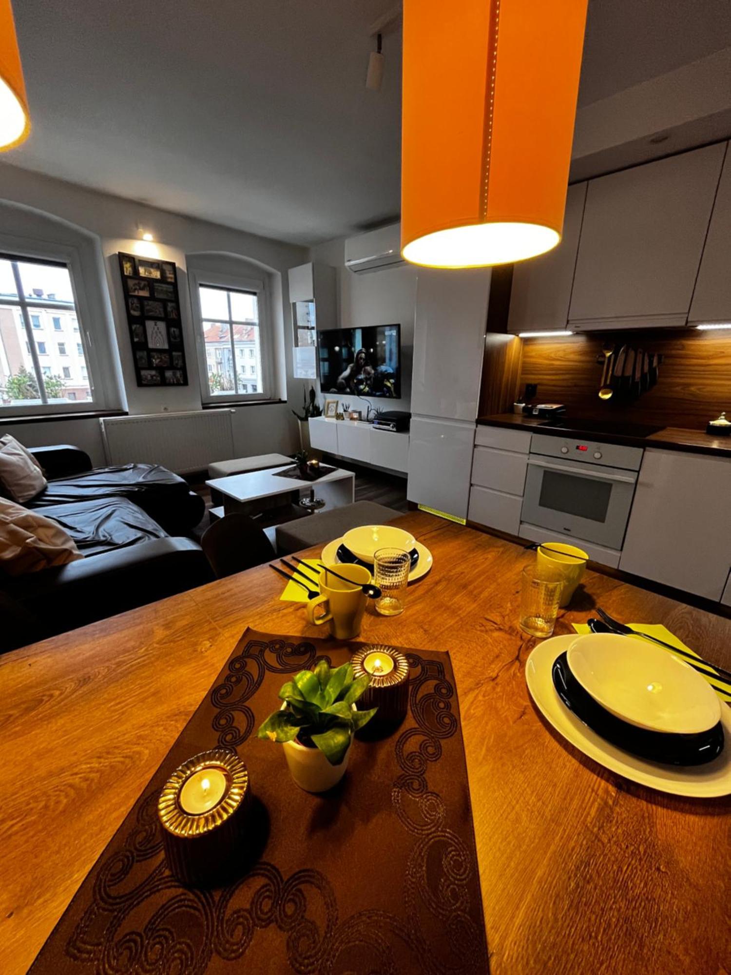 Apartament Crooked Stairs Ζιελόνα Γκόρα Εξωτερικό φωτογραφία